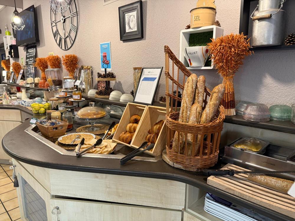 Brit Hotel Besancon L'Horloge エクステリア 写真